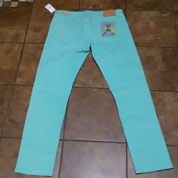 NWT Women's Skinny Jeans - Picture 3 of 7